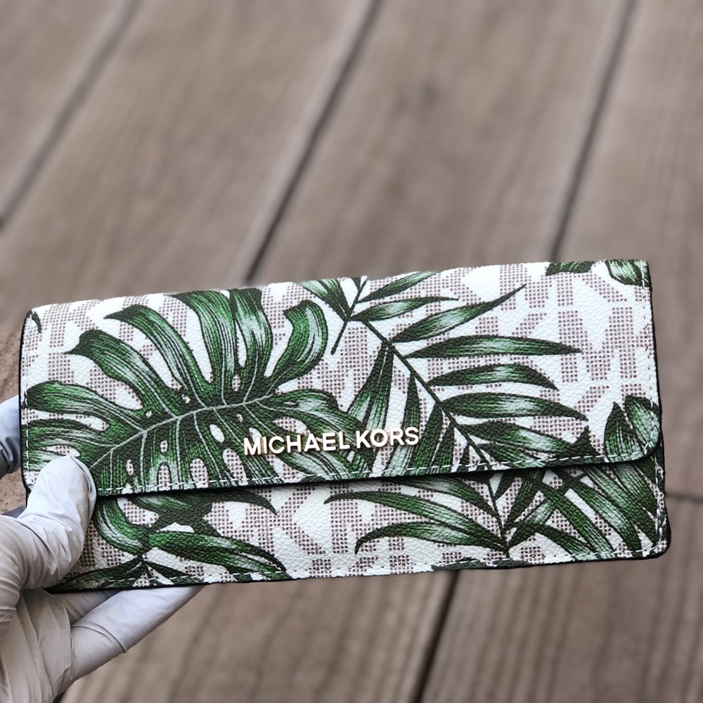 NWT Michael Kors palm tree leaves flat wallet - Picture 3 of 6